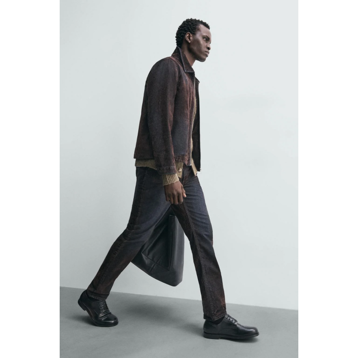 Джинсы со взлетно-посадочным покроем из флокированного бархата