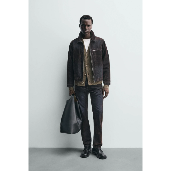 Джинсы со взлетно-посадочным покроем из флокированного бархата