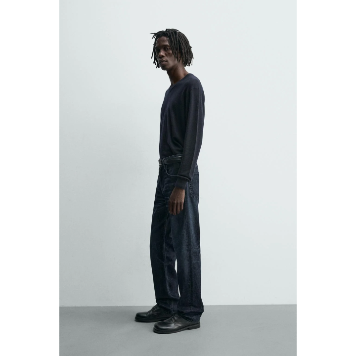 Джинсы с притиркой прямого кроя