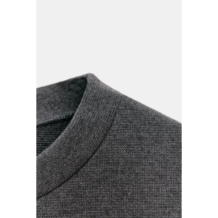 ПРИТАЛЕННЫЙ ТОП ИЗ МЯГКОЙ ТКАНИ