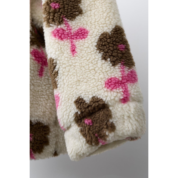 КУРТКА ИЗ ИСКУССТВЕННОЙ ОВЧИНЫ С ЦВЕТОЧНЫМ ПРИНТОМ