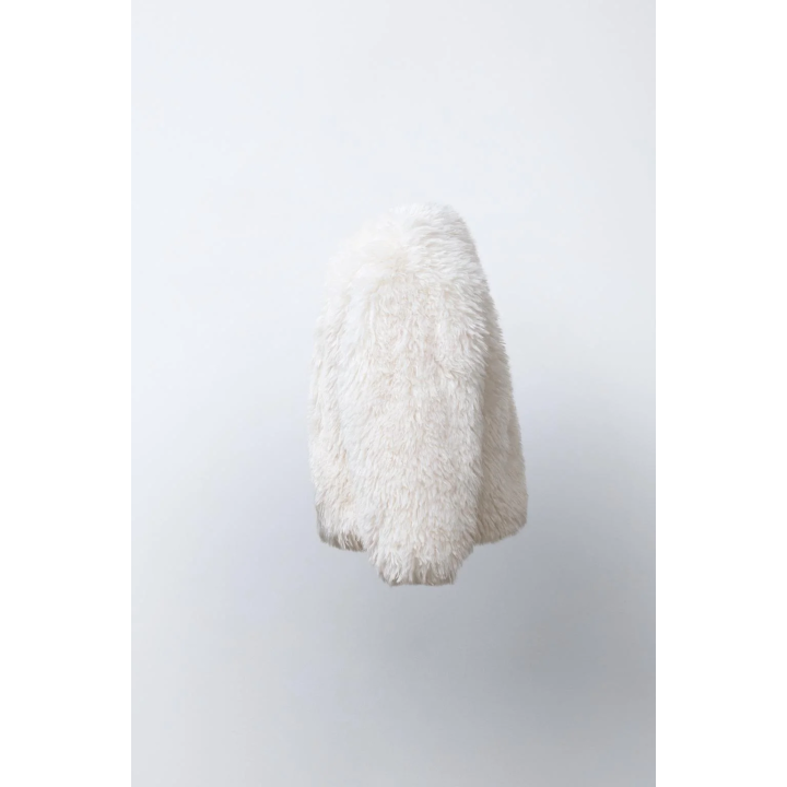 КУРТКА ИЗ ИСКУССТВЕННОГО МЕХА