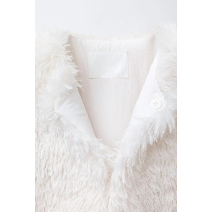 КУРТКА ИЗ ИСКУССТВЕННОГО МЕХА