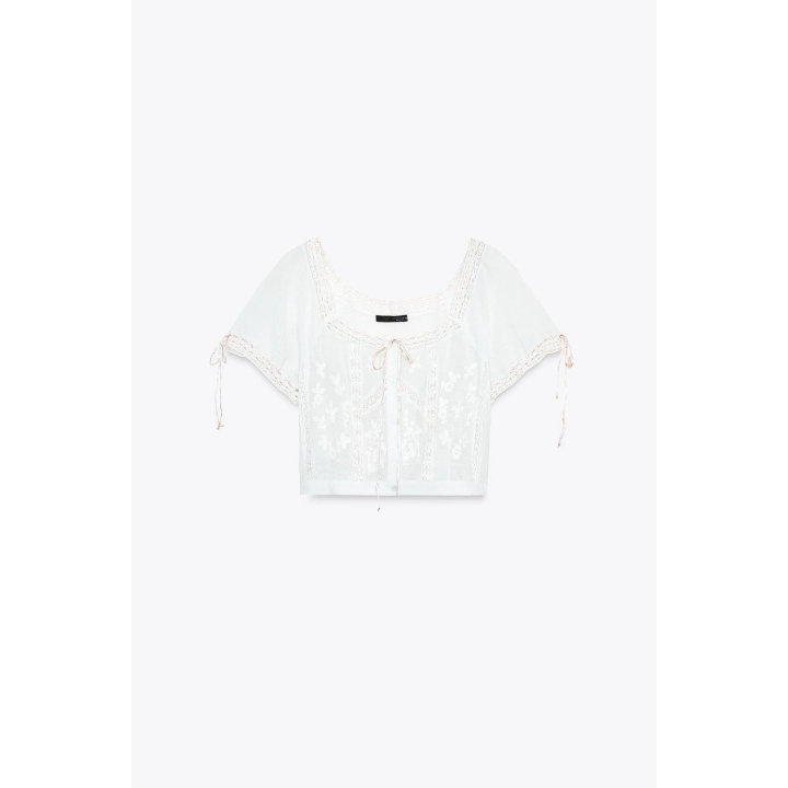 УКОРОЧЕННЫЙ ТОП ИЗ ГАЗА С ВЫШИВКОЙ