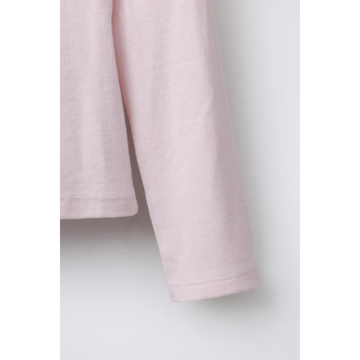 ОДНОТОННАЯ ФУТБОЛКА С МОДАЛОМ