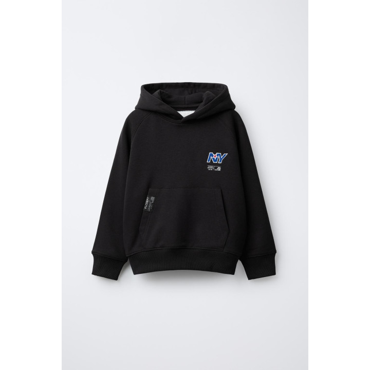 ТОЛСТОВКА С ВЫШИВКОЙ И КАРМАНОМ