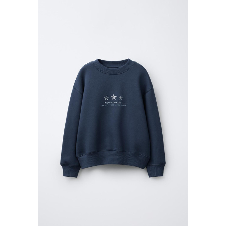 Толстовка с блестящим принтом звезд