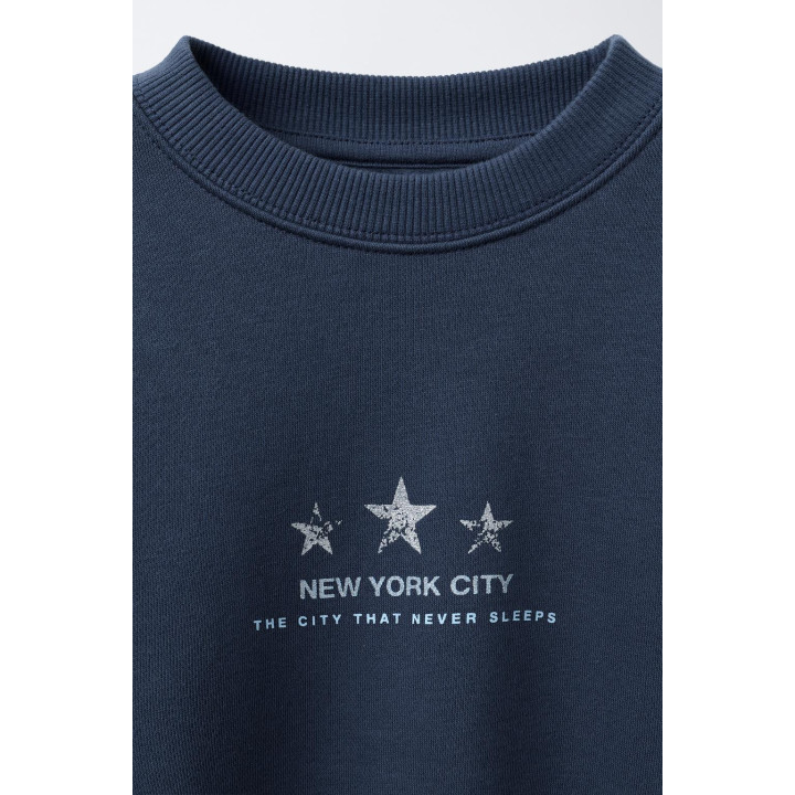 Толстовка с блестящим принтом звезд