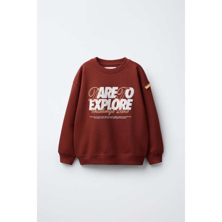 ТОЛСТОВКА С РЕЛЬЕФНОЙ НАДПИСЬЮ