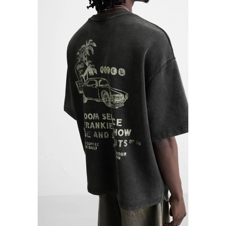 ТОЛСТОВКА С ЭФФЕКТОМ ПОТЕРТОСТИ С ГРАФИЧЕСКИМ ПРИНТОМ