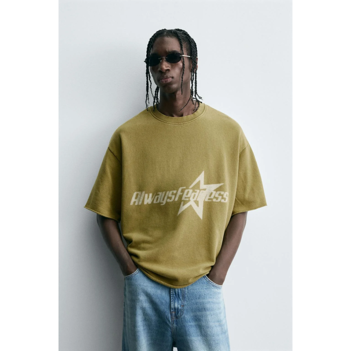 ТОЛСТОВКА С ЭФФЕКТОМ ПОТЕРТОСТИ И ПРИНТОМ