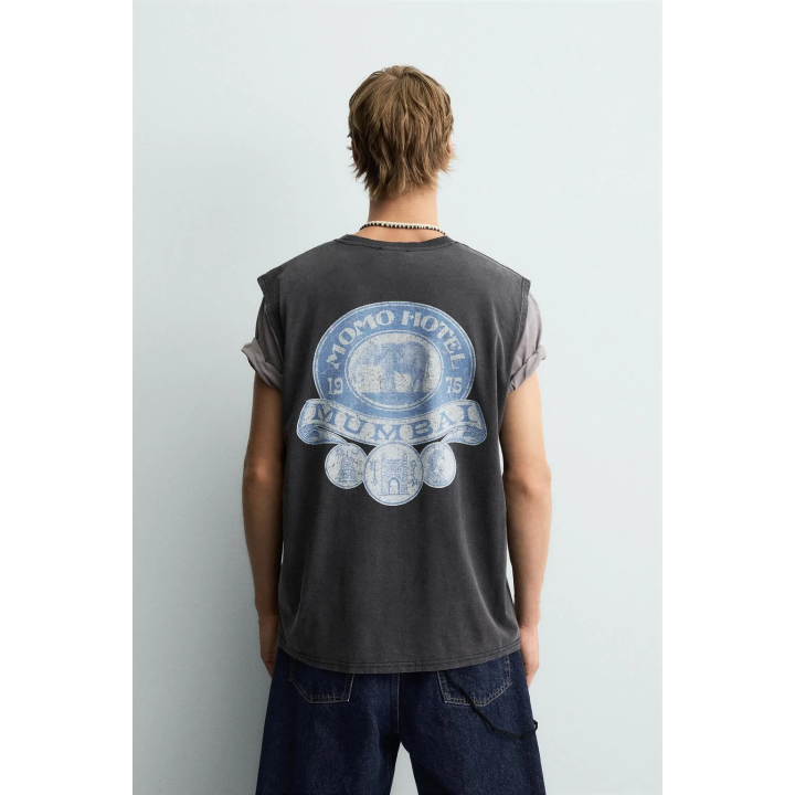 МАЙКА С ПРИНТОМ И ЭФФЕКТОМ ПОТЕРТОСТИ