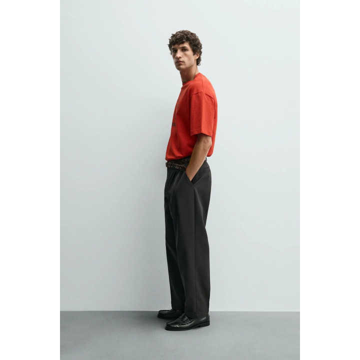 ФУТБОЛКА С КОНТРАСТНЫМ ПРИНТОМ