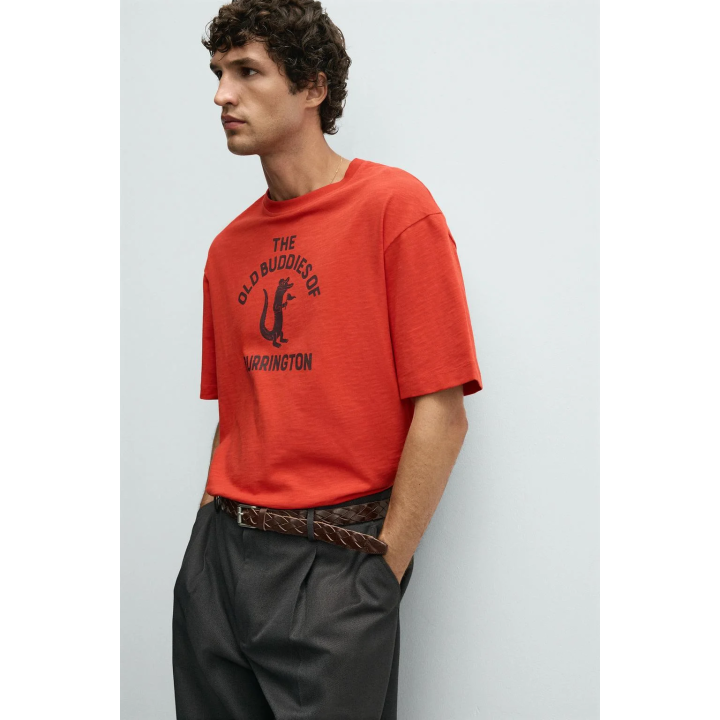 ФУТБОЛКА С КОНТРАСТНЫМ ПРИНТОМ