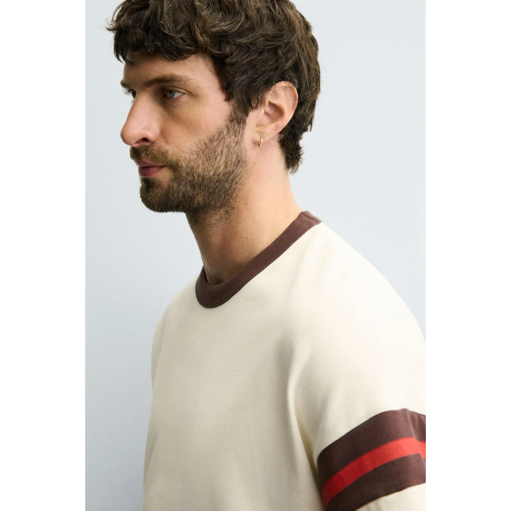 Майка в полоску с рельефным узором