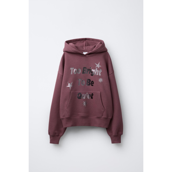 ХУДИ С НАДПИСЬЮ И БЛЁСТКАМИ