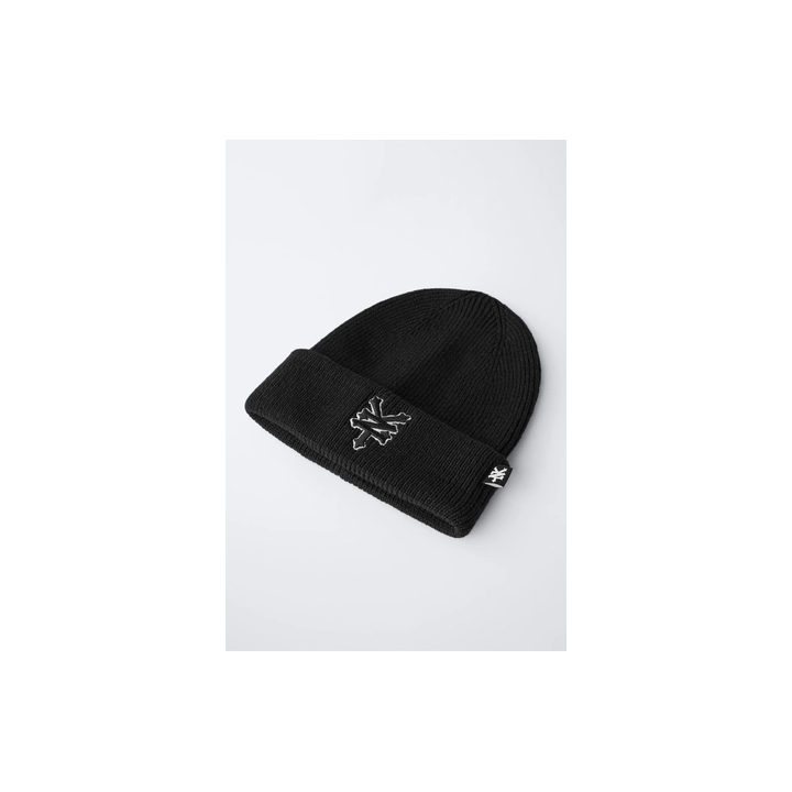 ВЯЗАНАЯ ШАПКА ZOO YORK © X ZARA