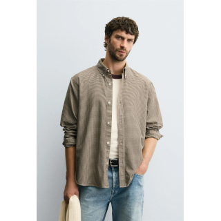 РУБАШКА КЛАССИЧЕСКОГО КРОЯ В КЛЕТКУ