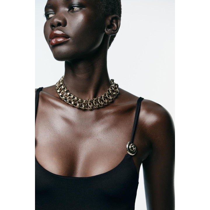 БОДИ ИЗ ПОЛИАМИДА С РАКУШКАМИ