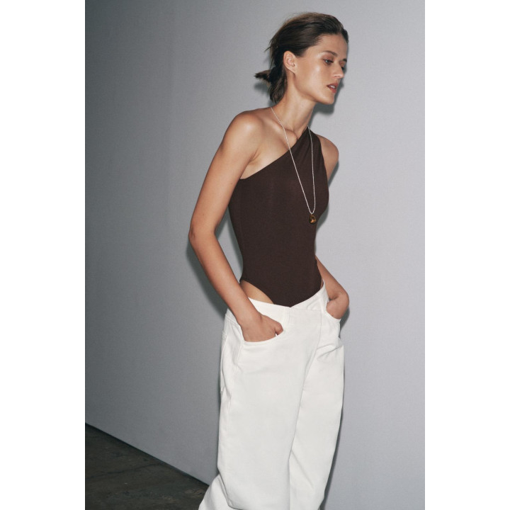 БОДИ АСИММЕТРИЧНОГО КРОЯ ИЗ ПОЛИАМИДА