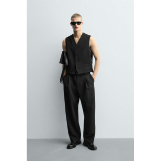 ЖИЛЕТ ИЗ РЕЛЬЕФНОЙ ТКАНИ С КАРМАНАМИ