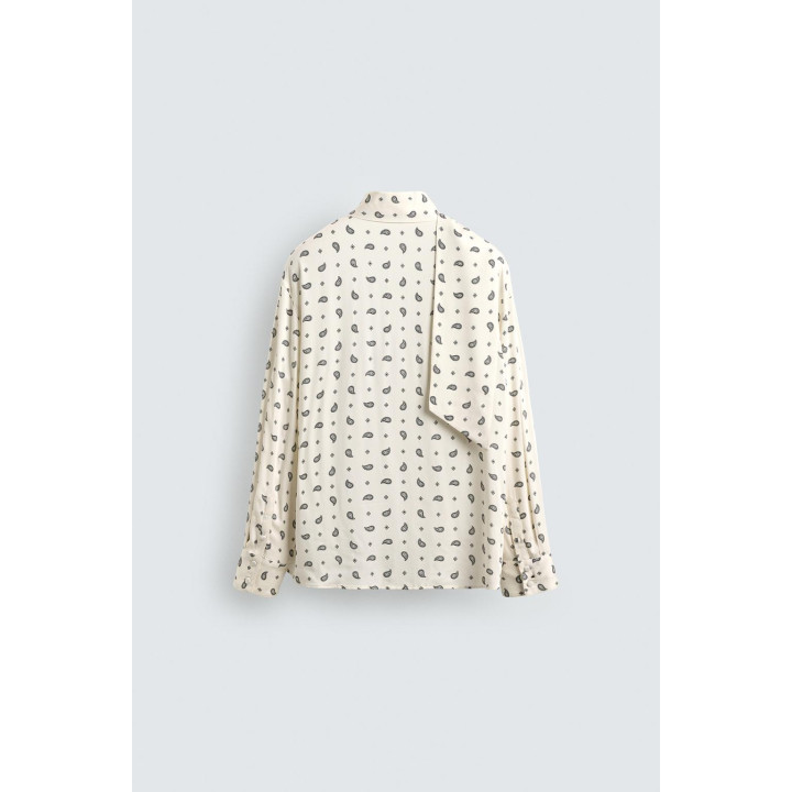 РУБАШКА С ПРИНТОМ «ПЕЙСЛИ» И БАНТОМ