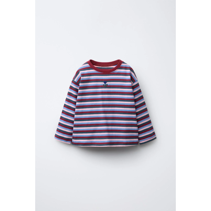 ФУТБОЛКА В ПОЛОСКУ ИЗ ТКАНЕЙ С ВЫШИВКОЙ