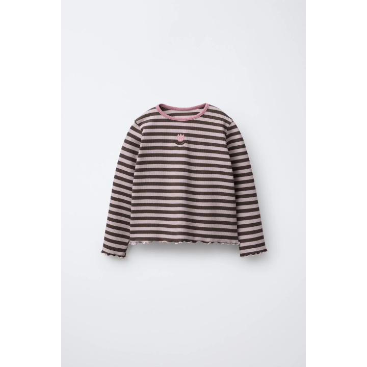 ЛОНГСЛИВ В ПОЛОСКУ С БЛЕСТЯЩИМ ПРИНТОМ И ВЫШИВКОЙ