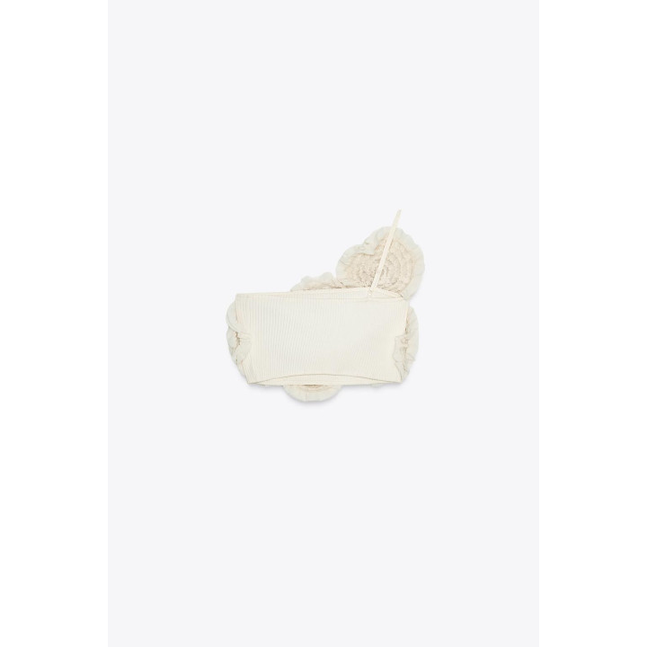 УКОРОЧЕННЫЙ ТОП С ЦВЕТАМИ