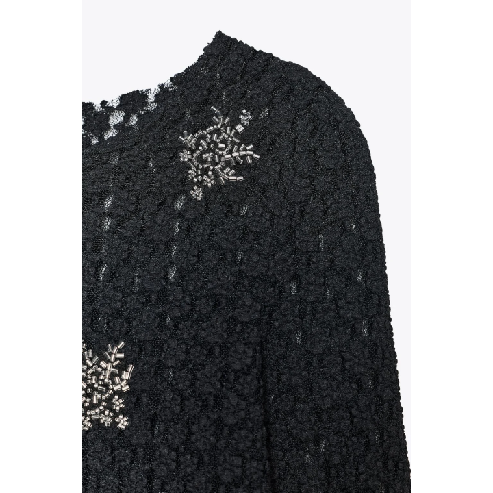 КРУЖЕВНОЙ ТОП С БУСИНАМИ