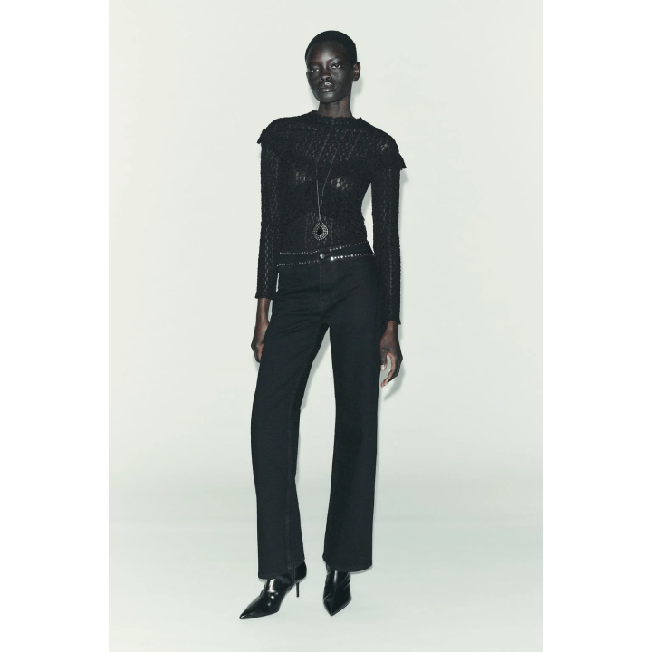 КРУЖЕВНОЙ ТОП С ВОЛАНАМИ