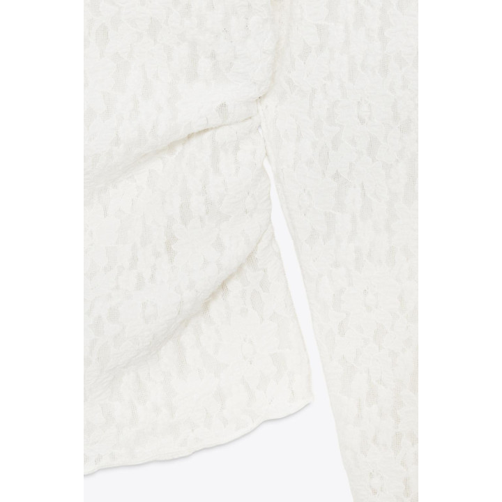 ТОП ИЗ МЯГКОГО КРУЖЕВА СО СБОРКАМИ