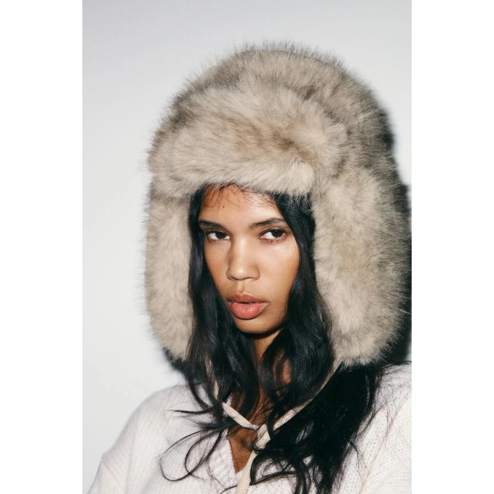 ШАПКА-УШАНКА ИЗ ИСКУССТВЕННОГО МЕХА