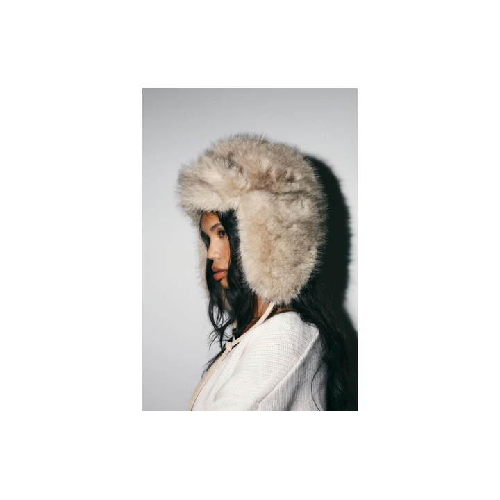 ШАПКА-УШАНКА ИЗ ИСКУССТВЕННОГО МЕХА