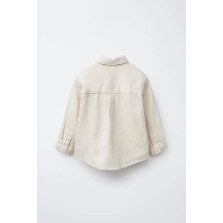 КУРТКА-РУБАШКА ИЗ СТРУЯЩЕЙСЯ ТКАНИ НА КНОПКАХ