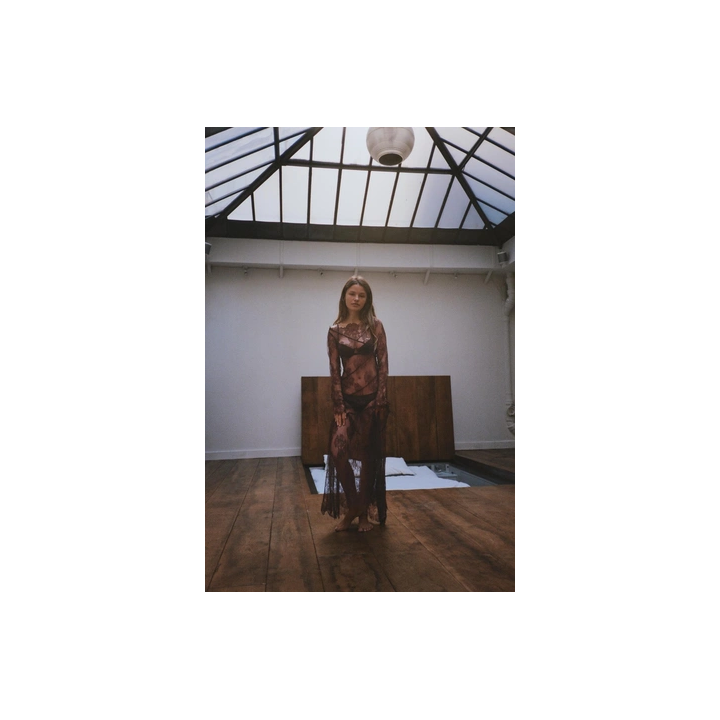 КРУЖЕВНОЕ ПЛАТЬЕ МИДИ