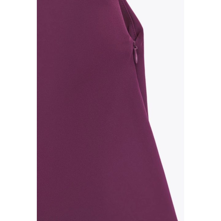 АСИММЕТРИЧНЫЙ ТОП ИЗ КРЕПА С ПРЯЖКОЙ