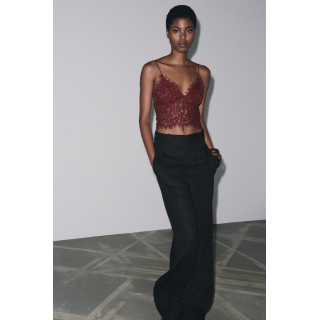 УКОРОЧЕННЫЙ ТОП С ВЫШИВКОЙ