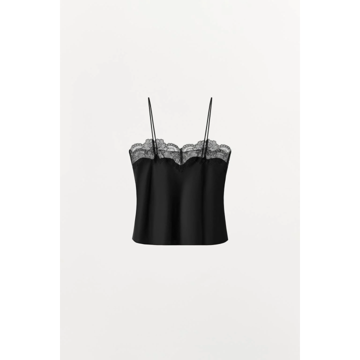 АТЛАСНЫЙ ТОП С КРУЖЕВОМ НА БРЕТЕЛЯХ