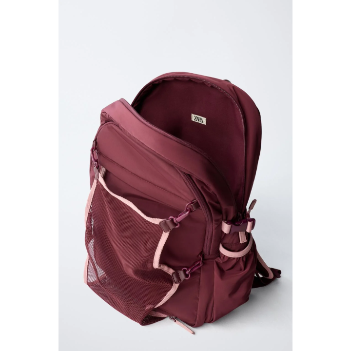 РЮКЗАК ИЗ ВЫСОКОТЕХНОЛОГИЧНОЙ ТКАНИ