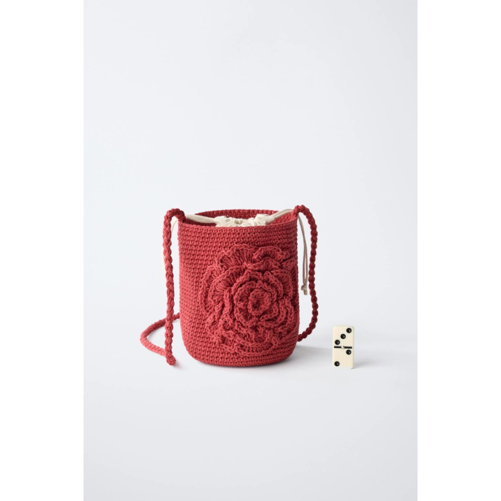 СУМКА ИЗ КРУЖЕВА КРОШЕ С ЦВЕТКОМ