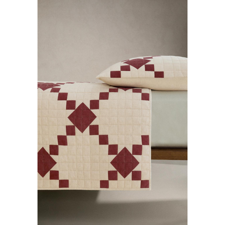 Стёганое рождественское одеяло из пэчворк-дизайна