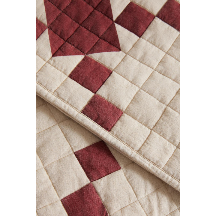 Стёганое рождественское одеяло из пэчворк-дизайна