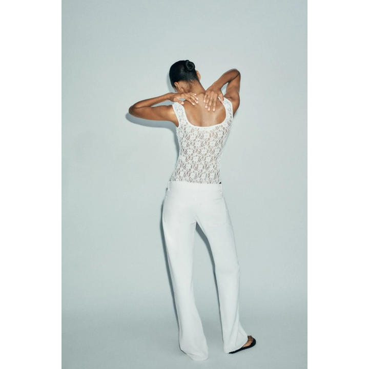 БОДИ ИЗ КРУЖЕВА ШАНТИЛЬИ