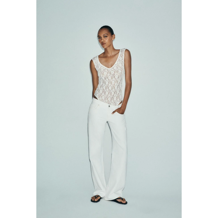 БОДИ ИЗ КРУЖЕВА ШАНТИЛЬИ