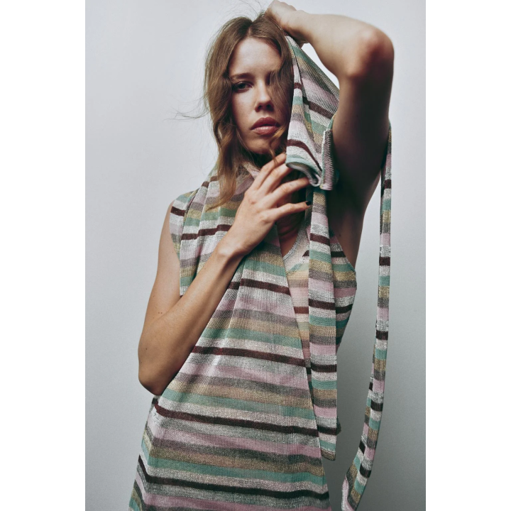 ДЛИННОЕ ПЛАТЬЕ В ПОЛОСКУ С МЕТАЛЛИЗИРОВАННОЙ НИТЬЮ