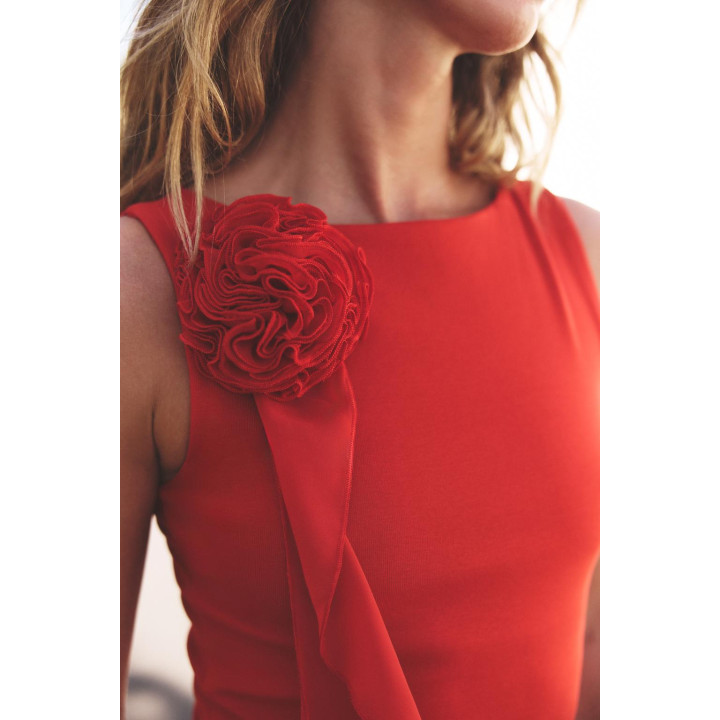 ТОП С ЦВЕТКОМ БЕЗ РУКАВОВ