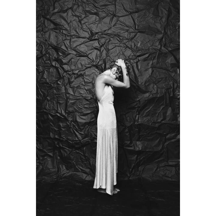 ПЛАТЬЕ МИДИ ИЗ ТКАНИ С МЕТАЛЛИЗИРОВАННОЙ НИТЬЮ