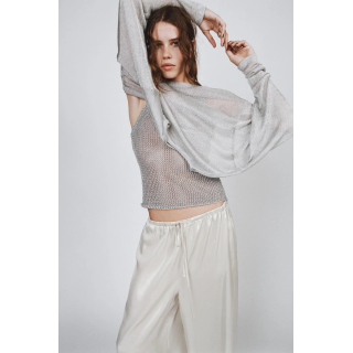 ТОП ИЗ МЕТАЛЛИЗИРОВАННОЙ НИТИ С РУКАВАМИ «ЛЕТУЧАЯ МЫШЬ»