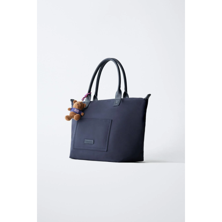 Сумка из нейлона с подвеской медвежонка